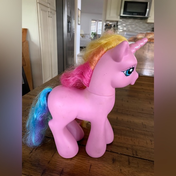 My Little Pony G3 RARITY the Unicorn 9" 2005 Rainbow Hair Pink. Skywishes - Picture 3 of 10